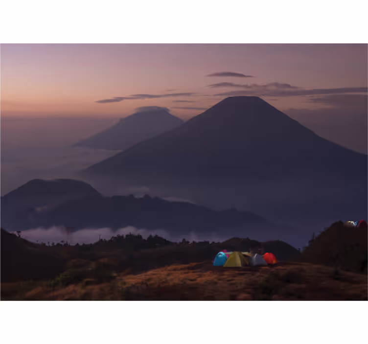 Kitchen roller blind hikers in a cloudy mountain - TenStickers