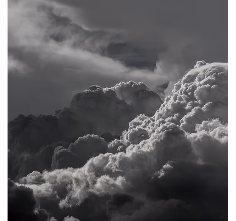 Living room roller blind black and white clouds - TenStickers