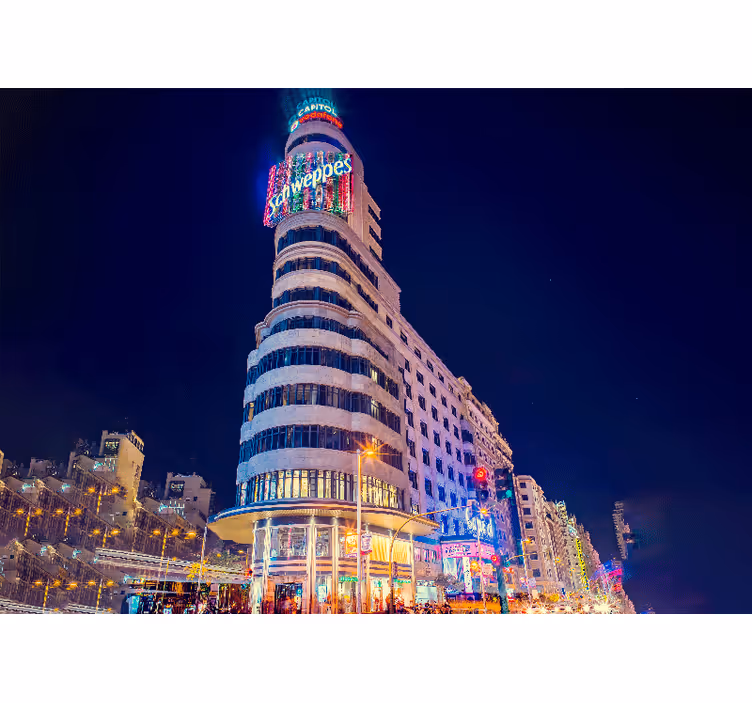 Bedroom roller blind gran vía evening view - TenStickers