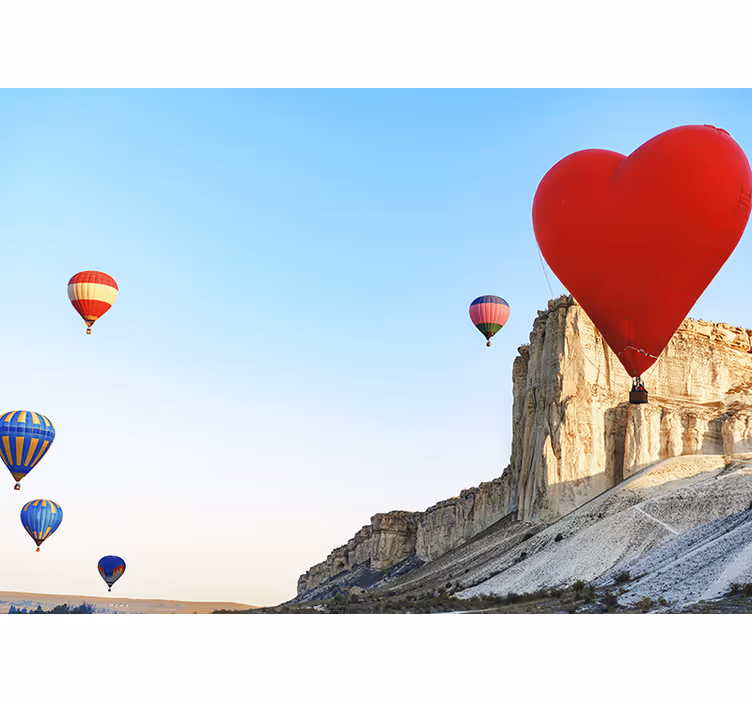 Love wall mural heart-shaped balloon art - TenStickers