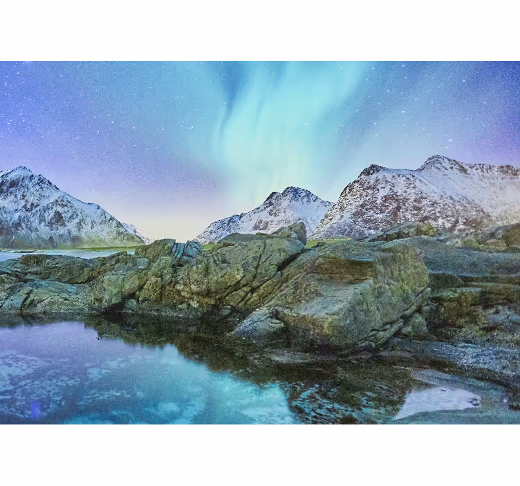 Northern lights and pike living room wall mural - TenStickers