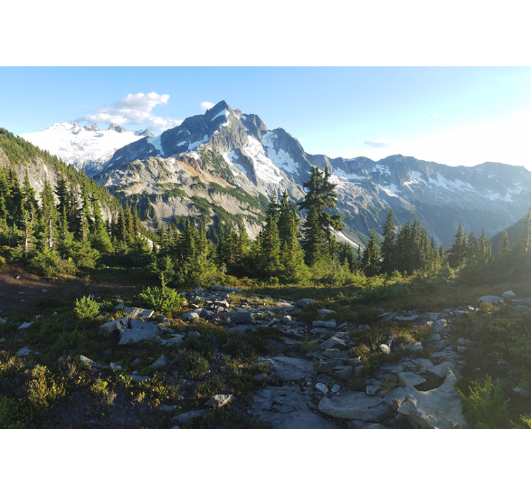 Beautiful mountain landscape living room roller blind - TenStickers