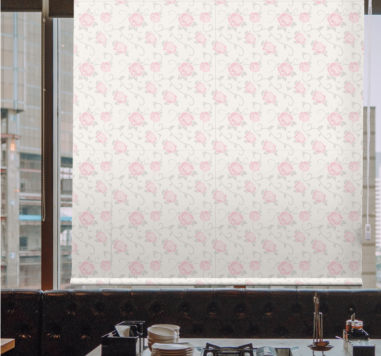 Delicate Pink Roses flower roller blind - TenStickers