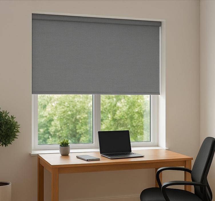 Office roller blind in grey wolf pattern - TenStickers