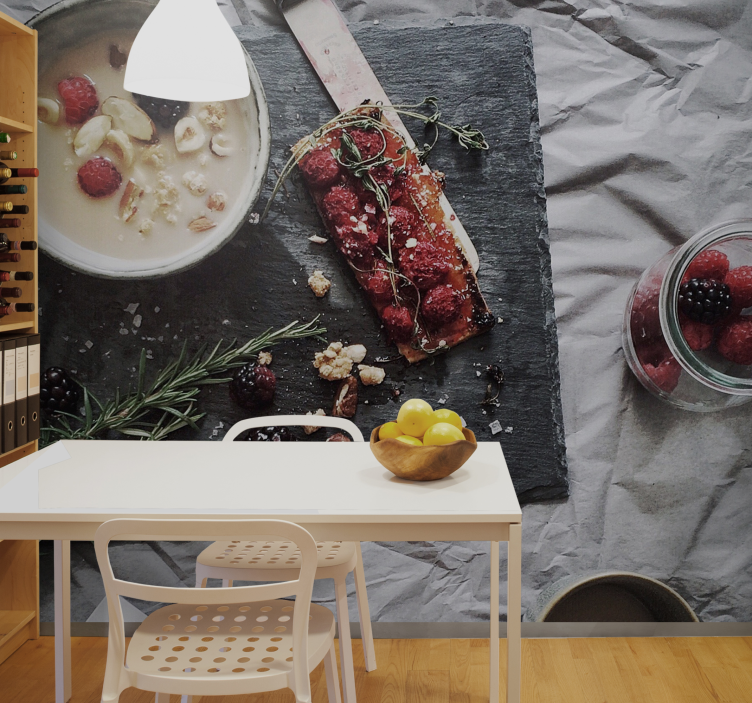 Flower mural fresh berry delight - TenStickers