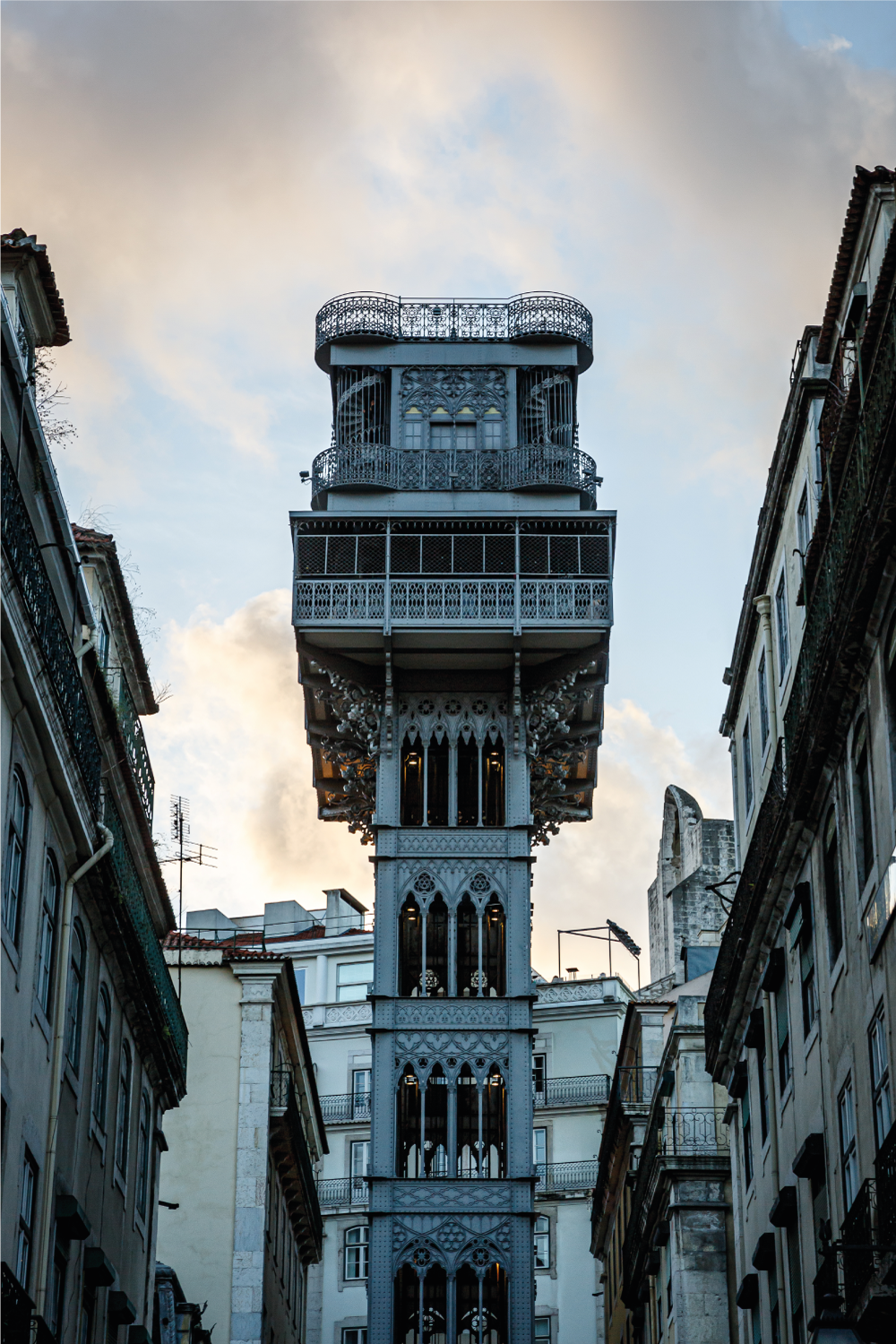 Living room poster lisboa elevator art print - TenStickers