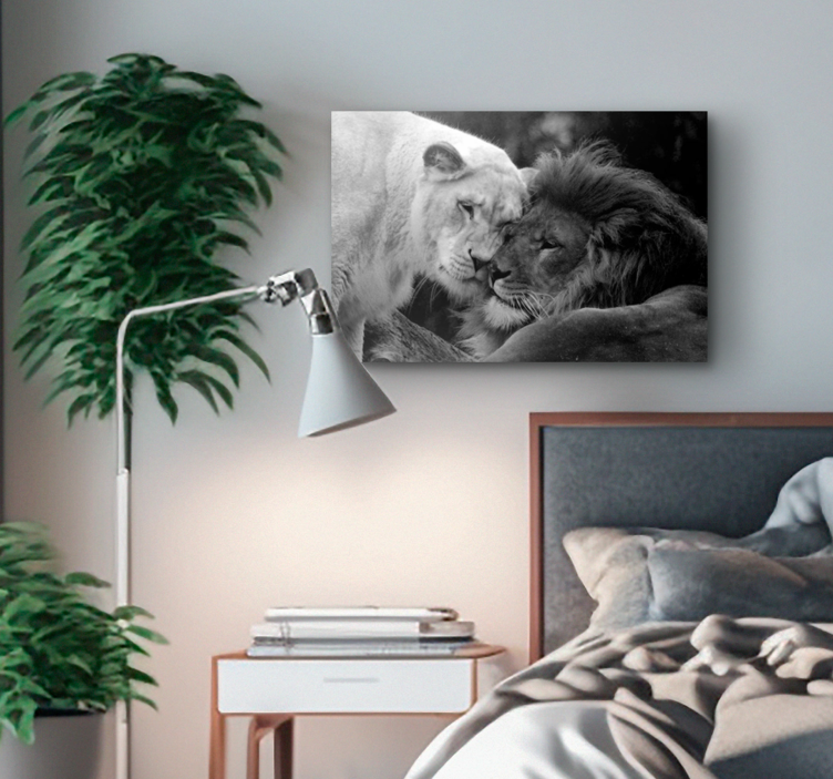 Black and white lions couple animal canvas - TenStickers