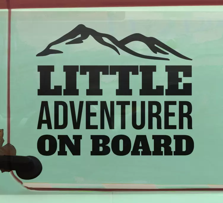Baby on board sticker little adventurer at heart - TenStickers