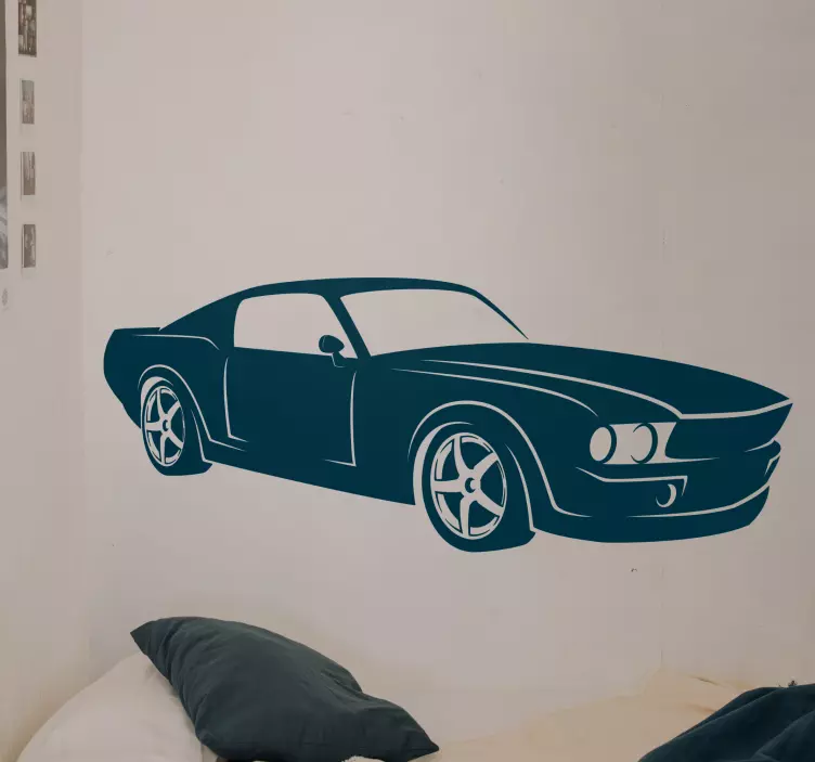 Classic outline car sticker - TenStickers