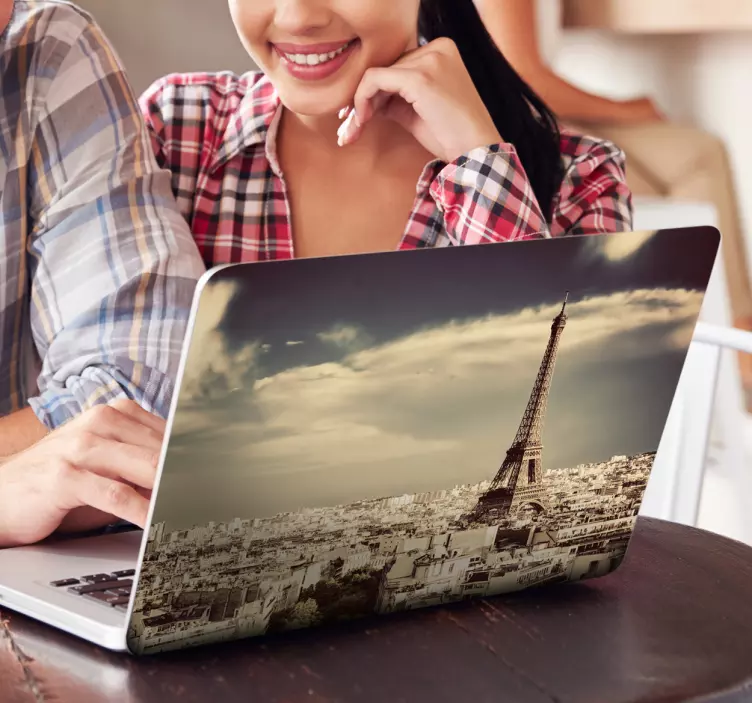 Eiffel Tower Perspective laptop skin - TenStickers
