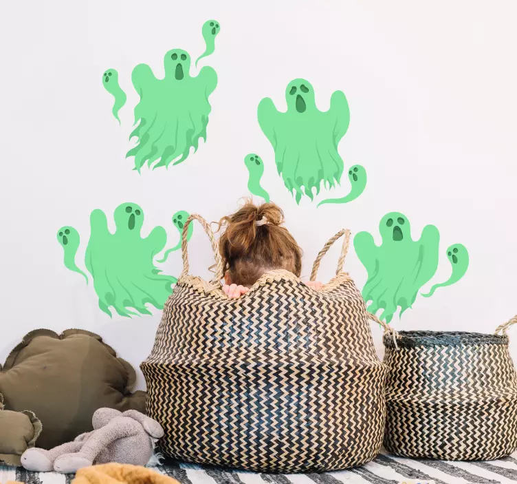 Green ghosts halloween sticker - TenStickers