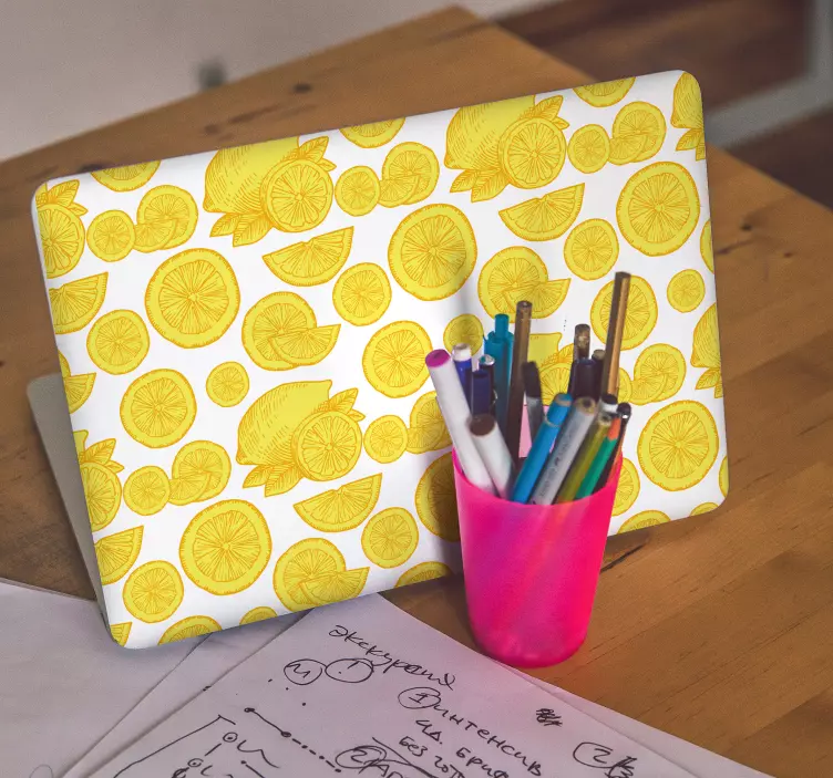 Laptop skin with lemon pattern design - TenStickers