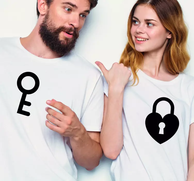 Key and heart Couple t shirts - TenStickers