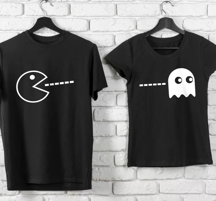 Monocolor pac-man and ghost couple t shirt - TenStickers