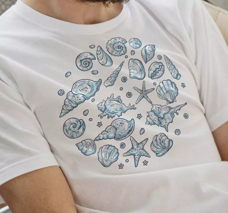 Seashell and starfish t-shirt - TenStickers